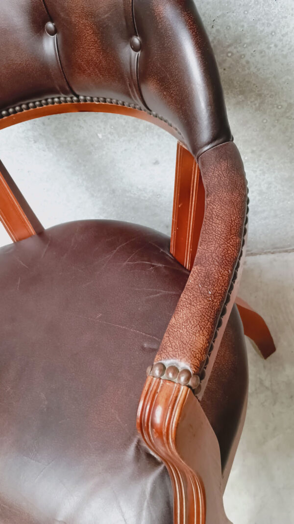 Стол "Chesterfield" 14 img 20260313 151138375