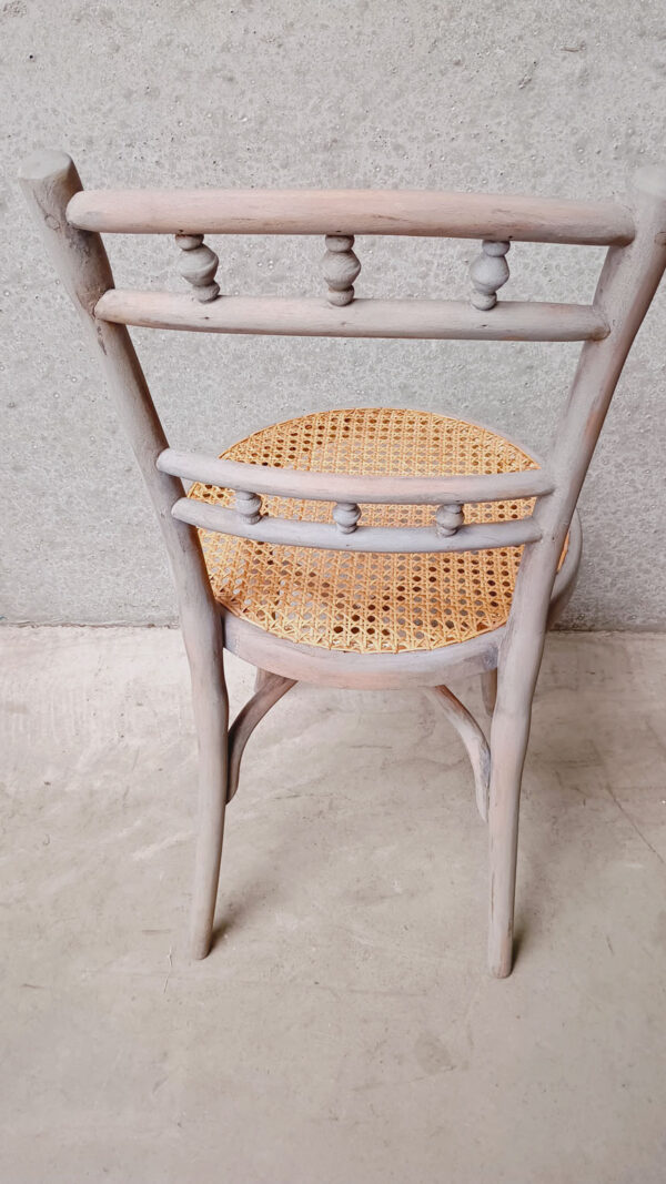 Столове Thonet 15 img 20260605 163444857