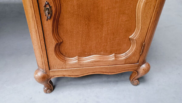 Дъбово бюро "Louis XV" 9 img 20260618 180851732